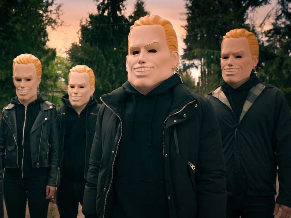 Sweet Sixteen Killer fans in Totally Killer