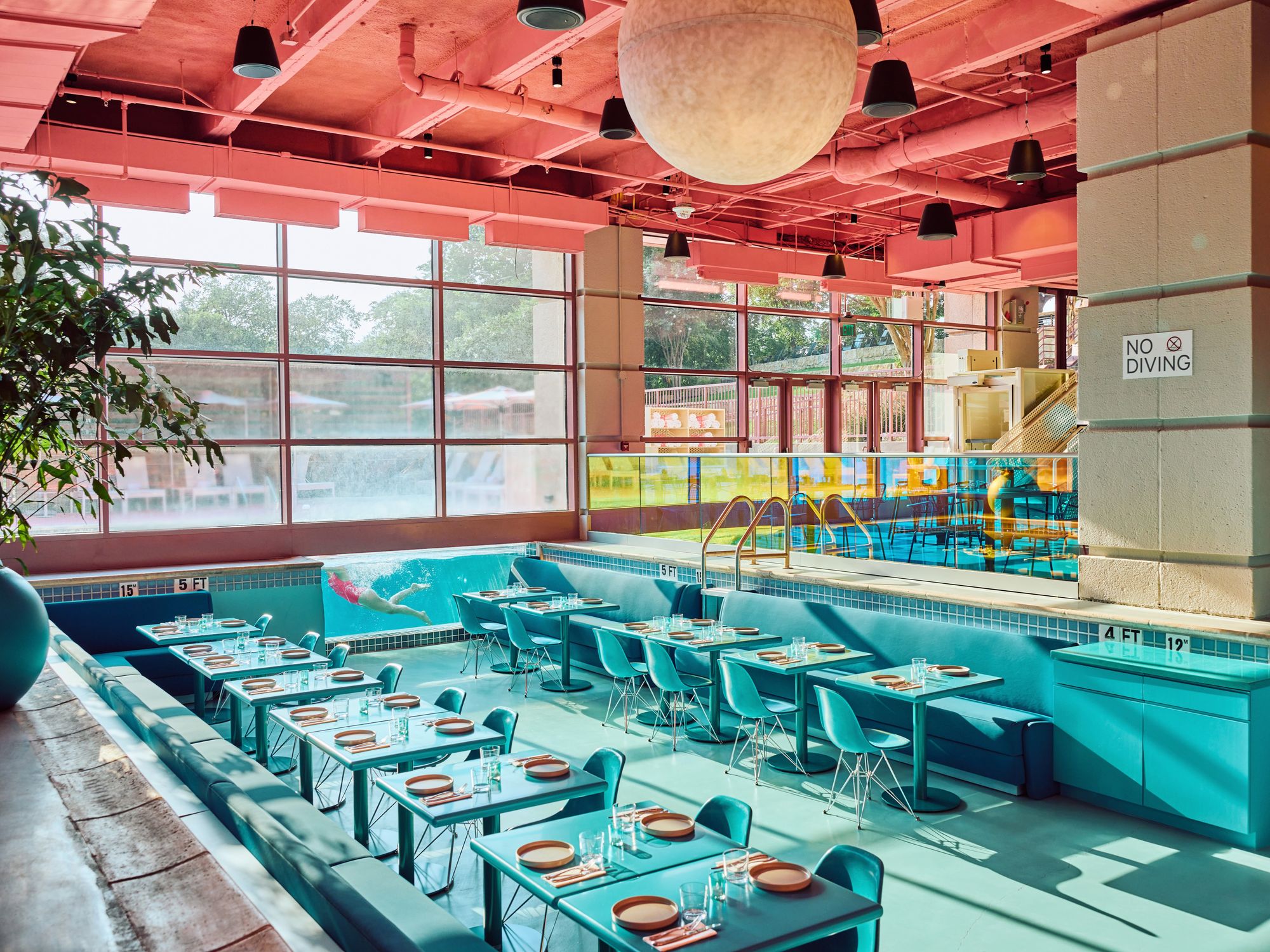Swim Club, Downright Austin hotel