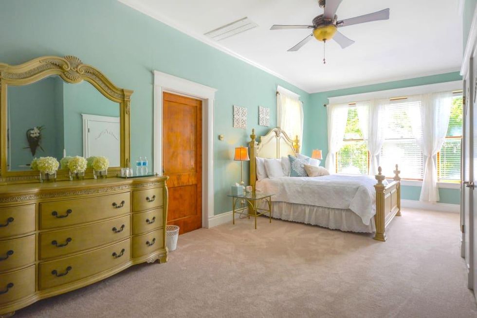 Taylor Mansion Estate and Crystal Ballroom