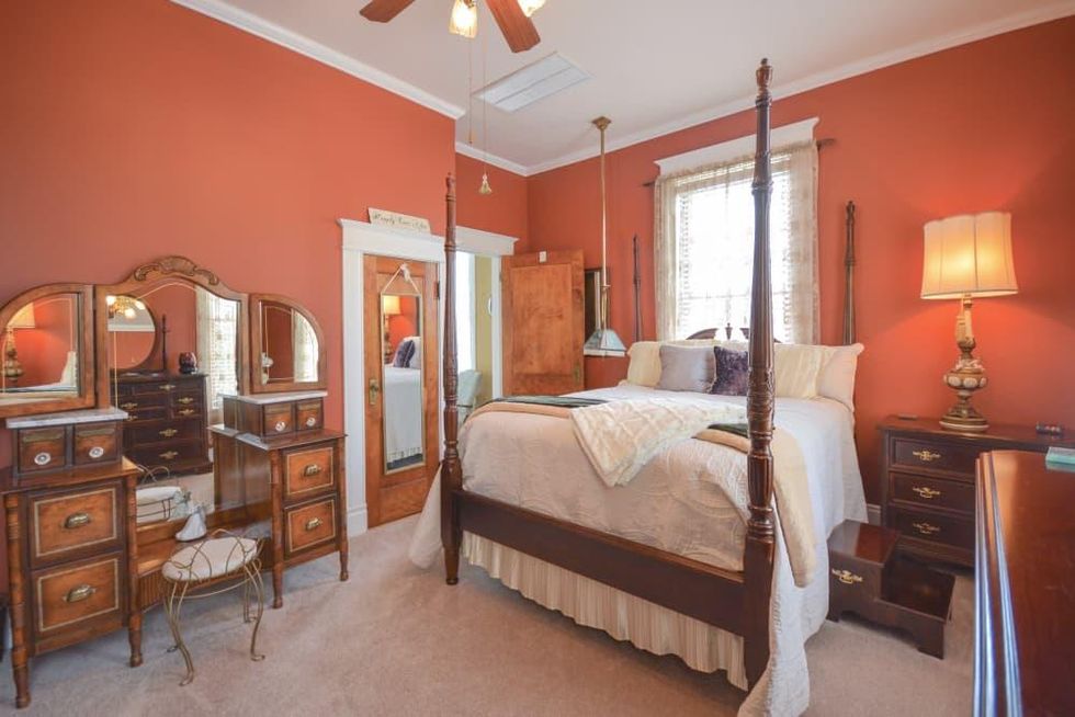 Taylor Mansion Estate and Crystal Ballroom