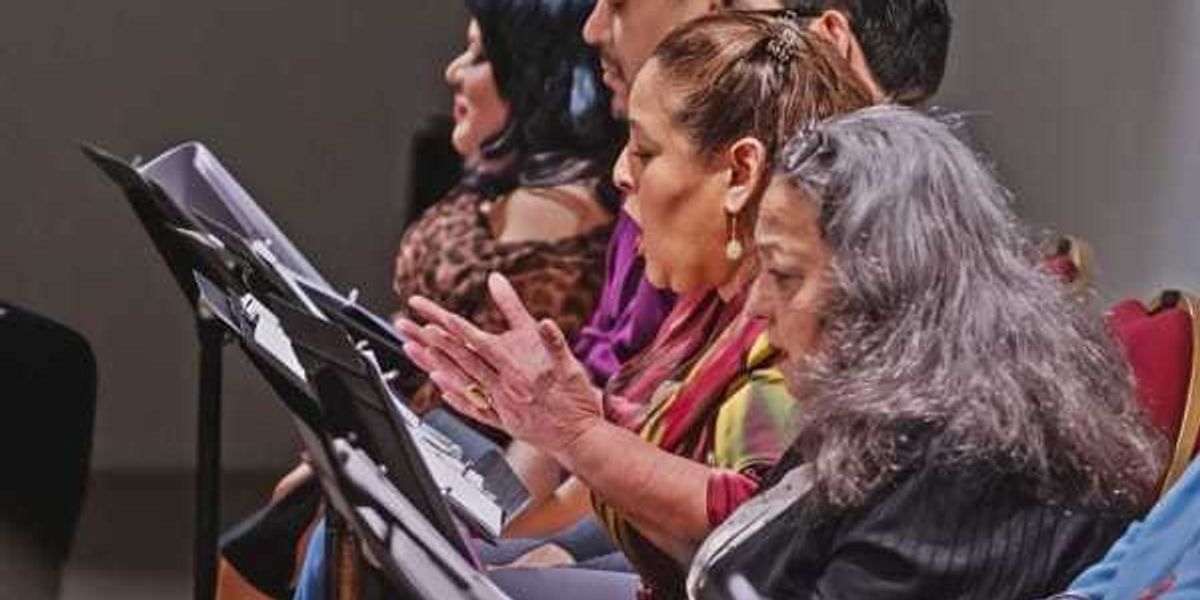 Teatro Salón Desk Studying Collection requires play submissions Teatro Salón Desk Studying Collection requires play submissions