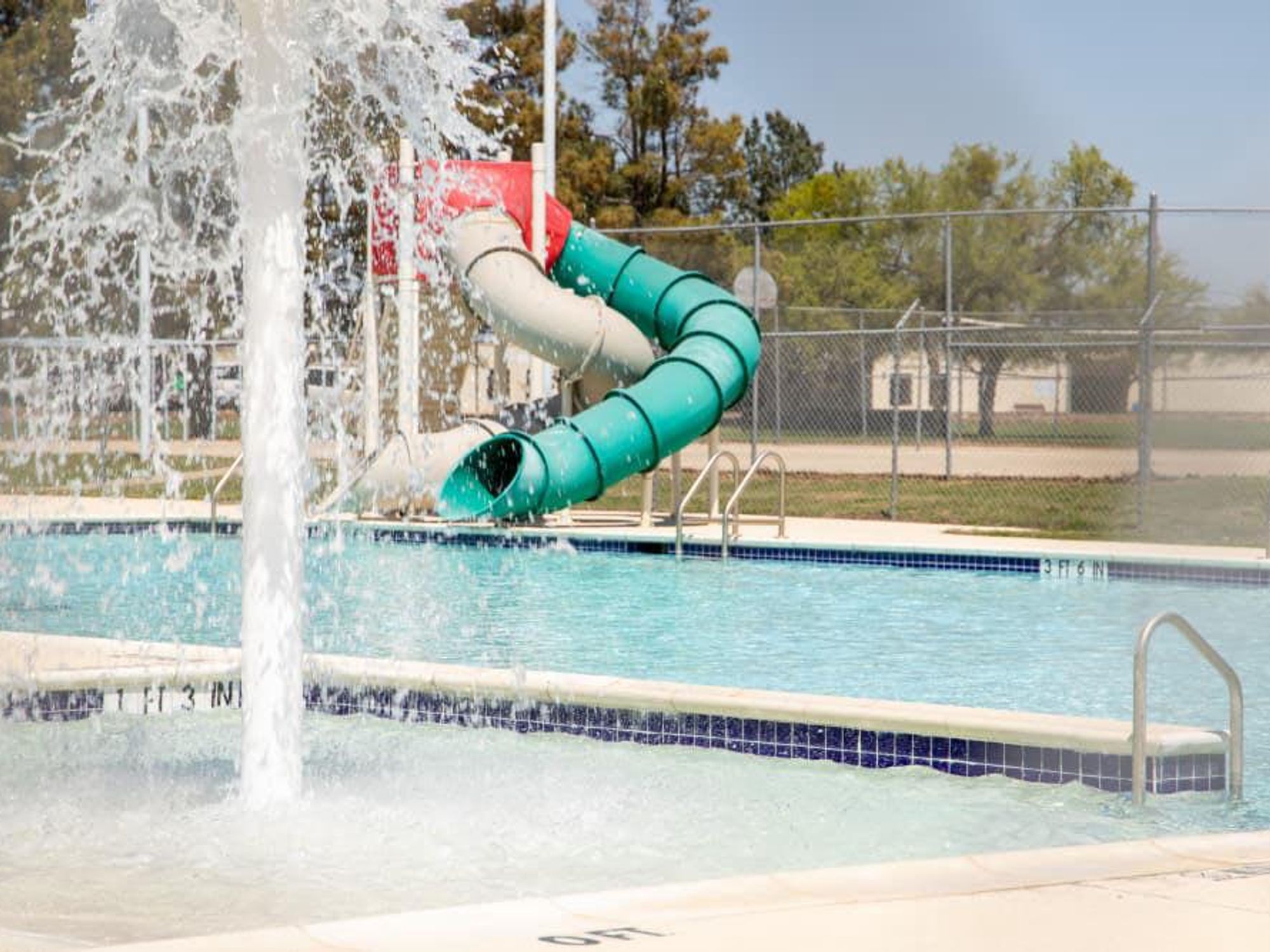 Texas 4-H Center pool