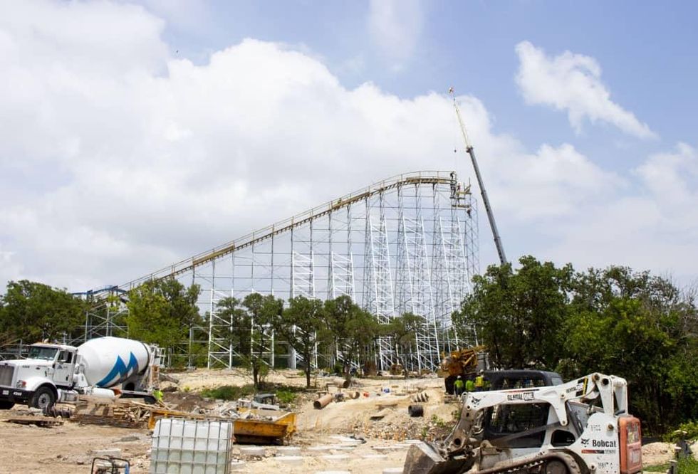 Texas Stingray under construction at SeaWorld San Antonio.