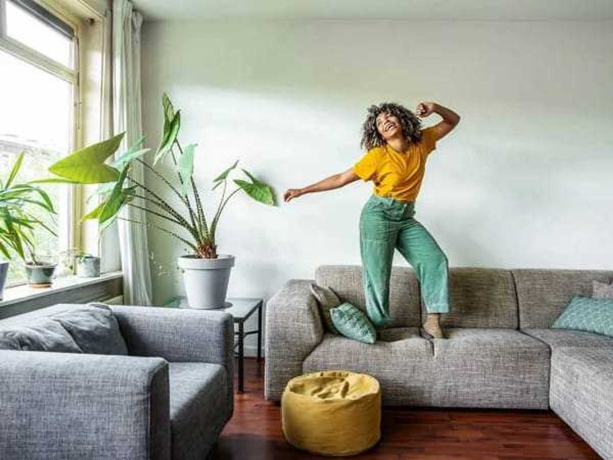 the best metros for living alone