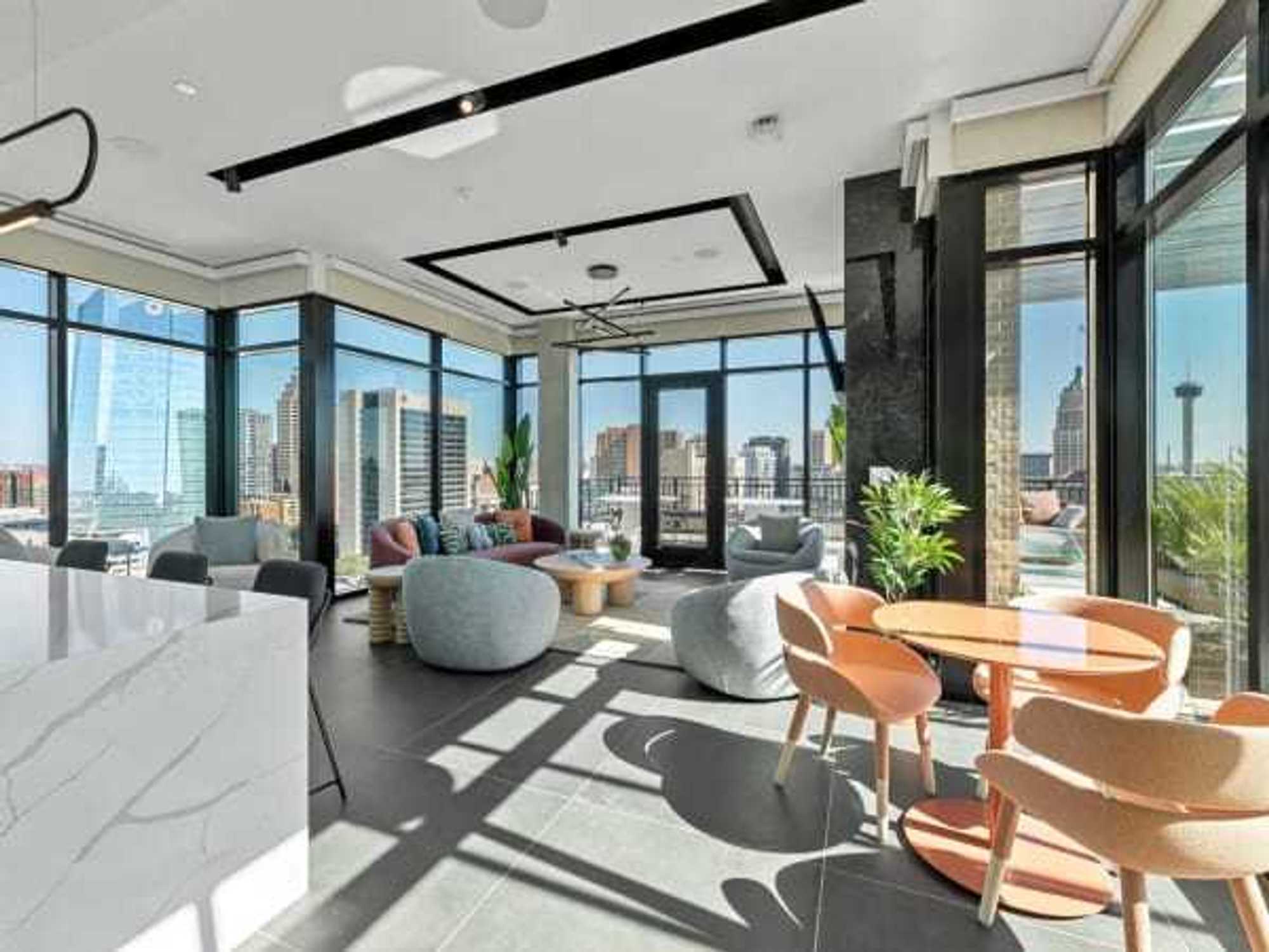 The Continental Residences, San Antonio