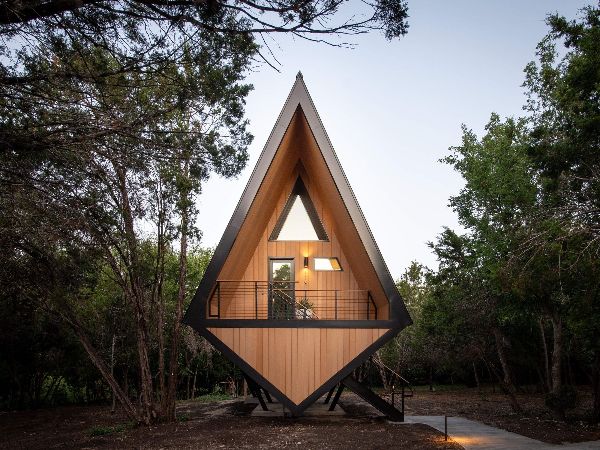 The Diamone Onera Fredericksburg