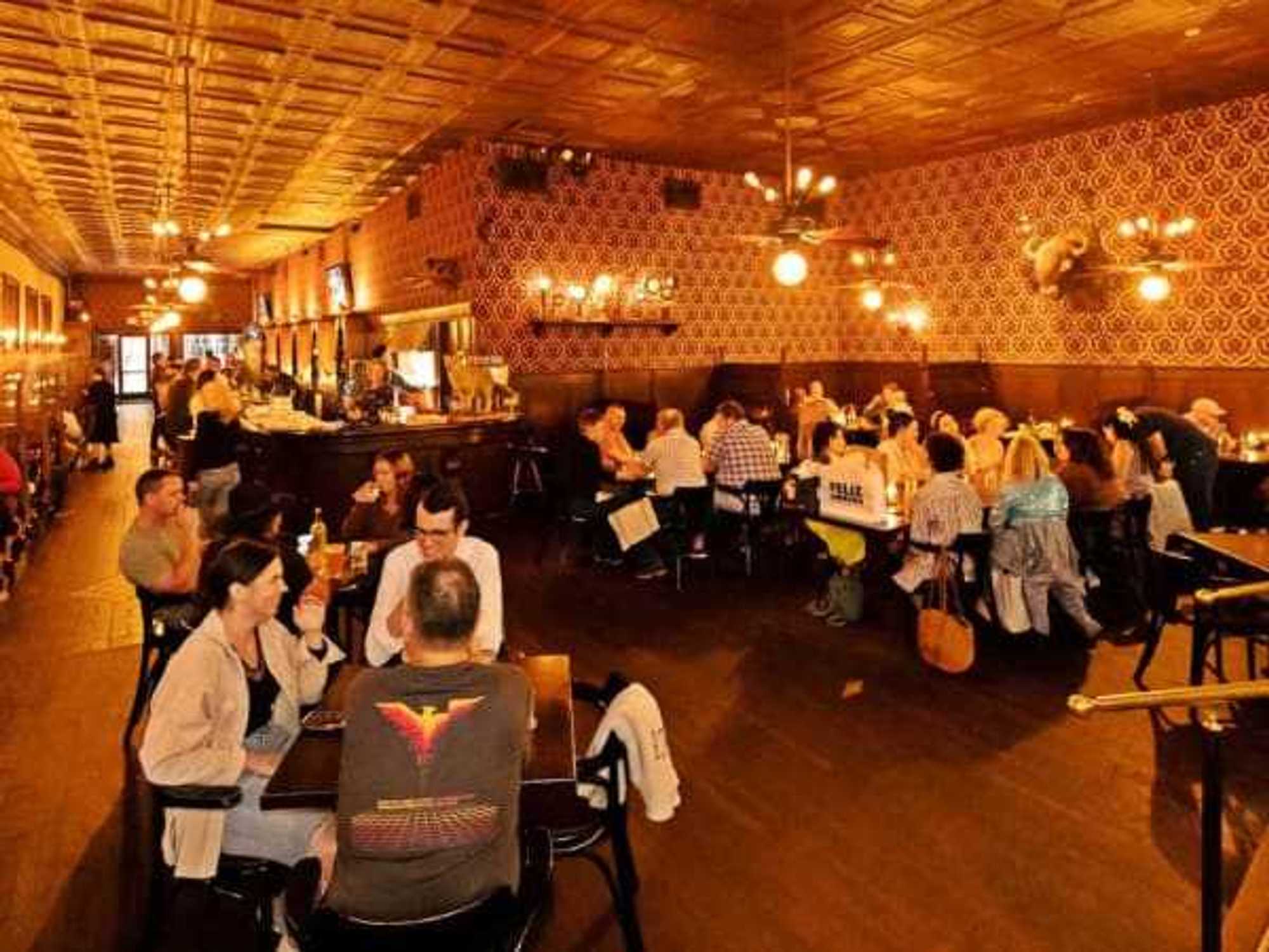 The Esquire Tavern San Antonio