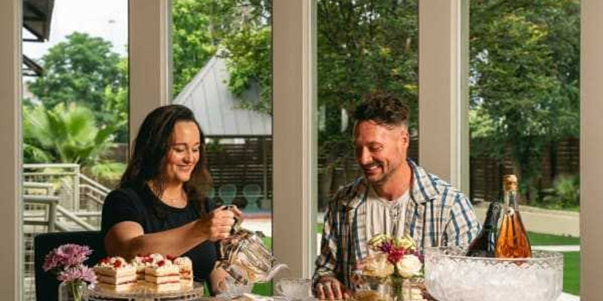 Newstand duo to run kitchen at new San Antonio women's club