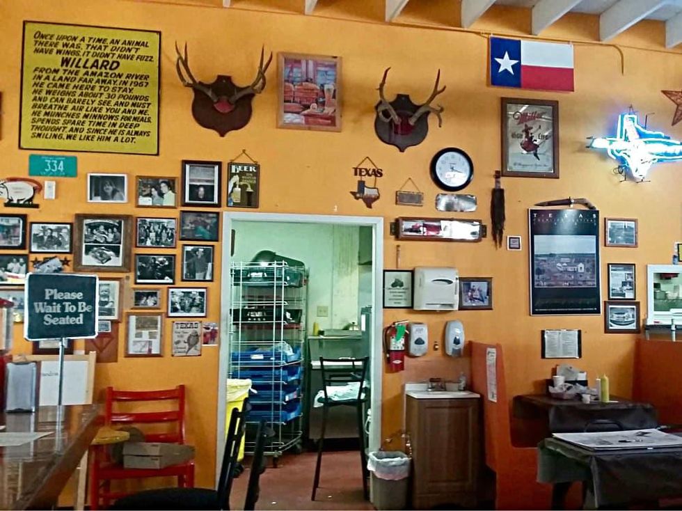 Timbo's Burgers San Antonio interior