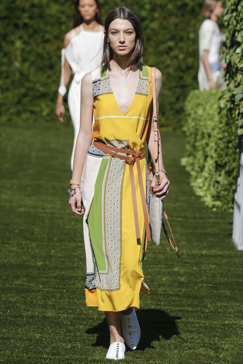 Tory Burch spring 2018 look 5 scarf-print silk satin dress