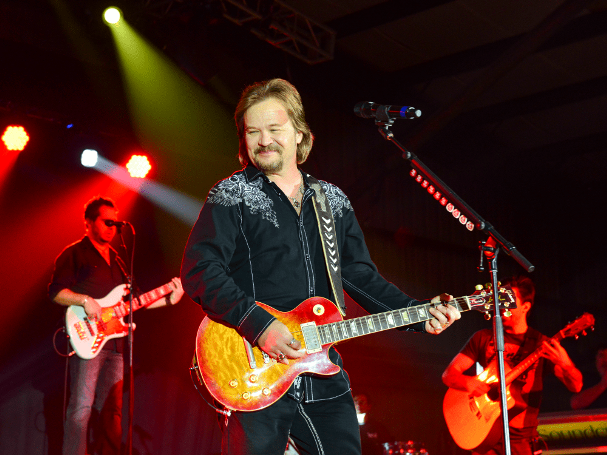 Travis Tritt.