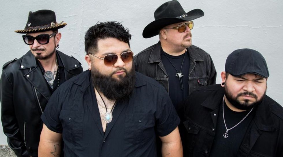 \u200bSan Antonio band Kin Faux