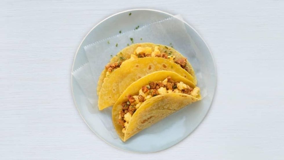united airlines breakfast taco