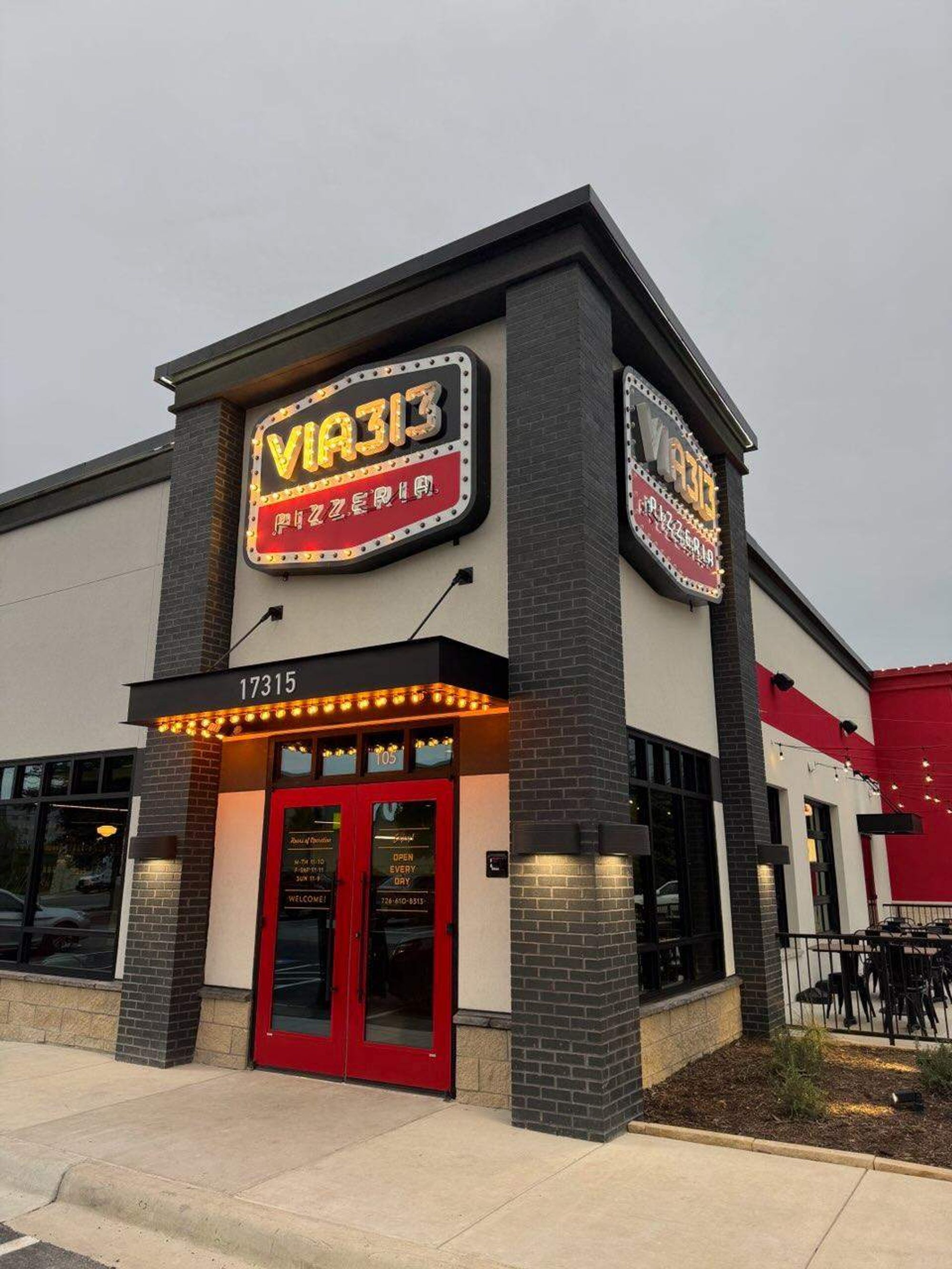 Via 313 San Antonio Rim