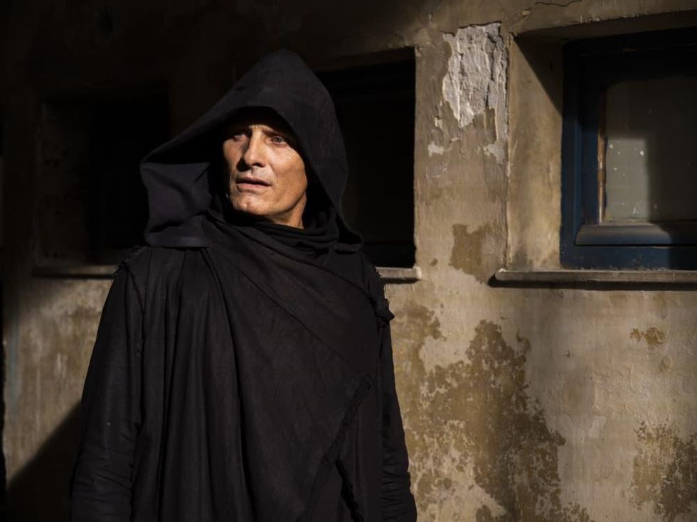 Viggo Mortensen in Crimes of the Future