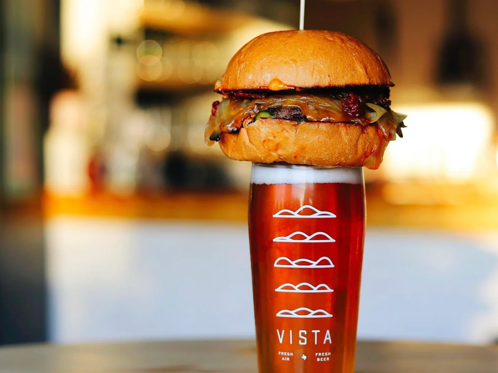 What’s brewing in San Antonio Vista Brewing and Growler Exchange