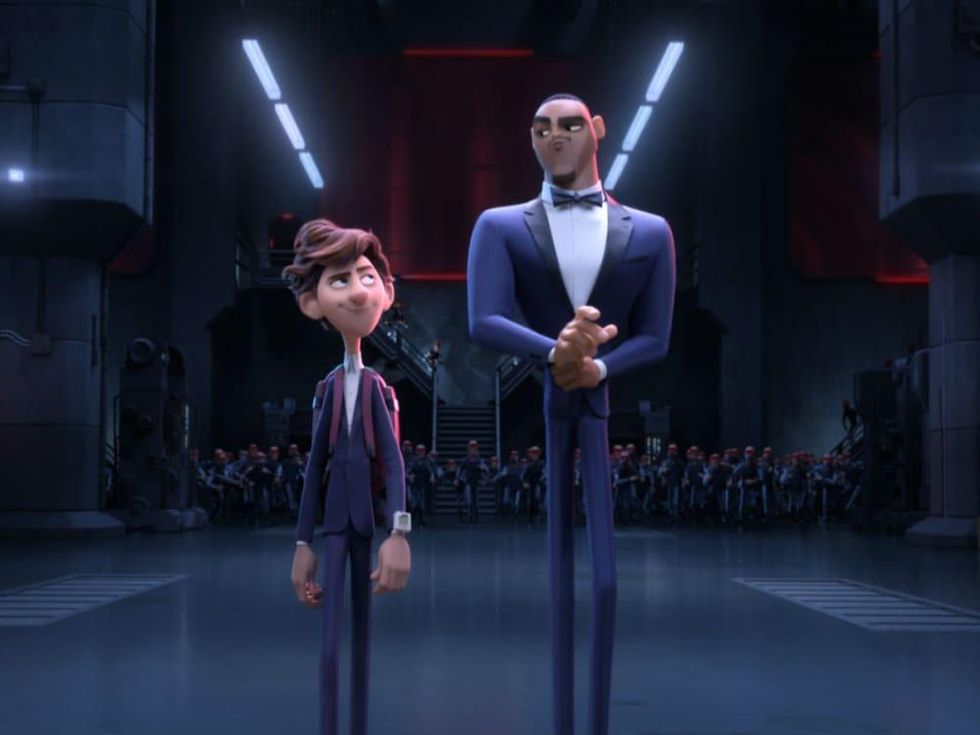 Walter (Tom Holland) and Sterling (Will Smith) in Spies in Disguise