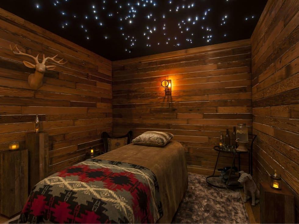 Western sky treatment room at Travaasa Austin spa