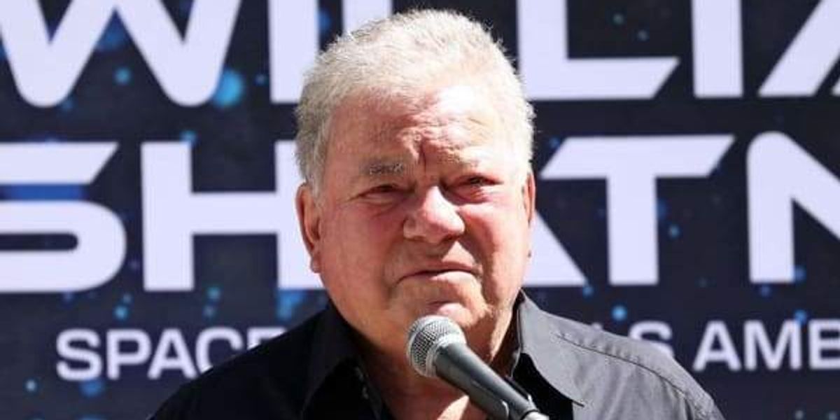 Spacecon in San Antonio with William Shatner, Josh Brolin Spacecon in San Antonio with William Shatner, Josh Brolin