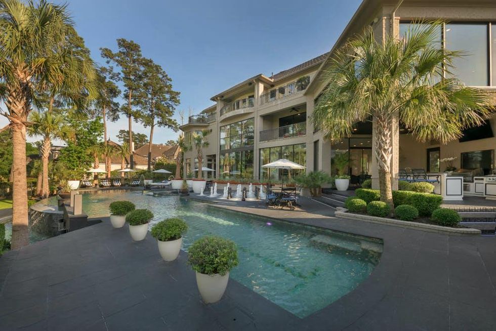 Woodlands three-story closet 47 Grand Circle exterior pool