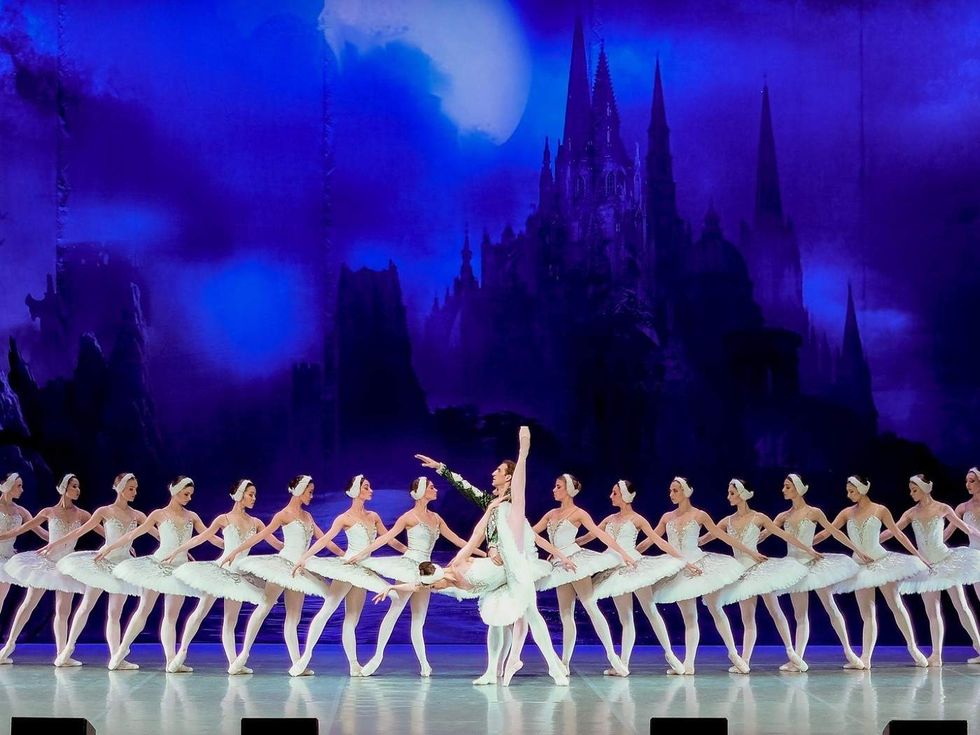 World Ballet Company presents Swan Lake